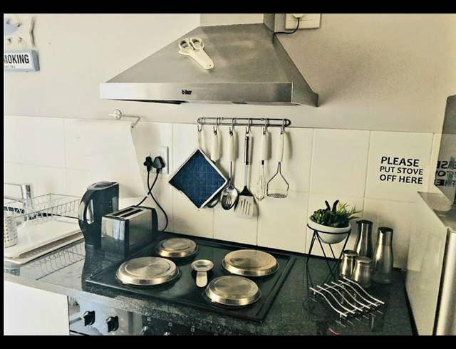 1 BEDROOM APARTMENT FOR SALE IN STRAND SOUTH